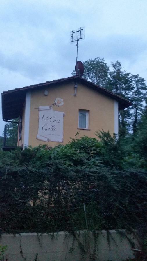 La Casa Gialla Daire Monforte dʼAlba Dış mekan fotoğraf